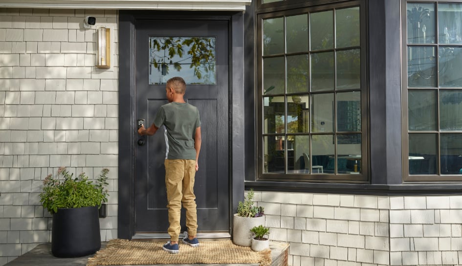 Vivint Smart Lock on home in Chicago